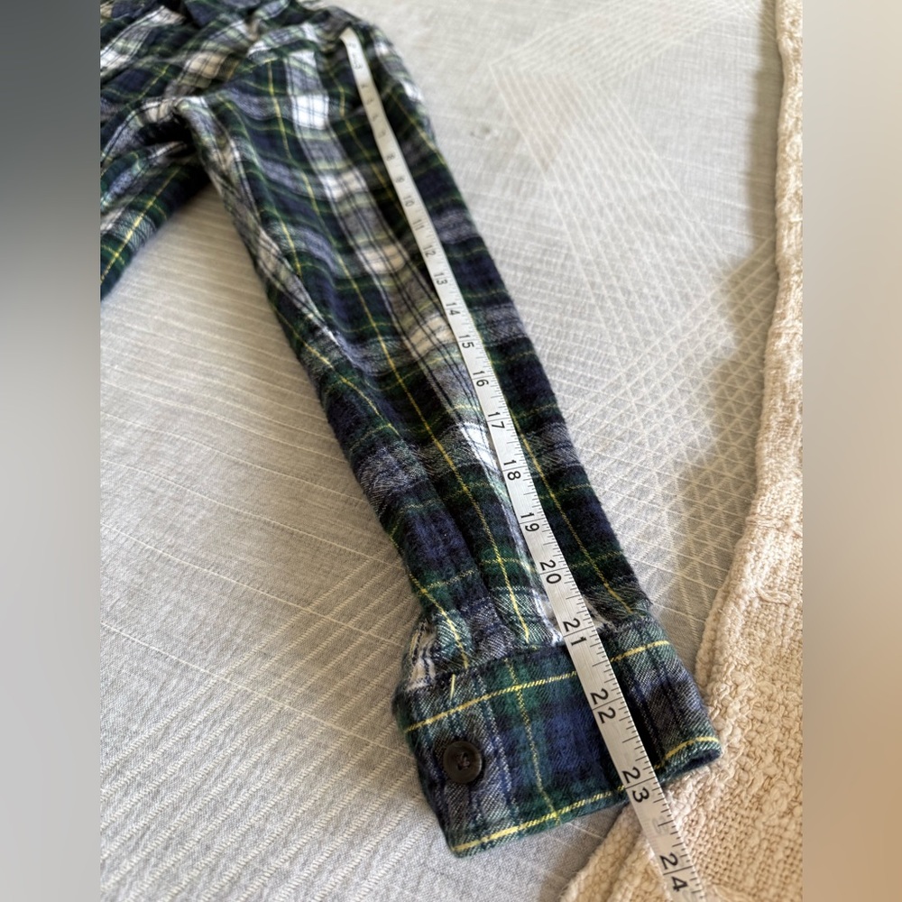 LL Bean Women’s Relaxed Fit Scotch Plaid Flannel Button Down - Picture 4 of 7
